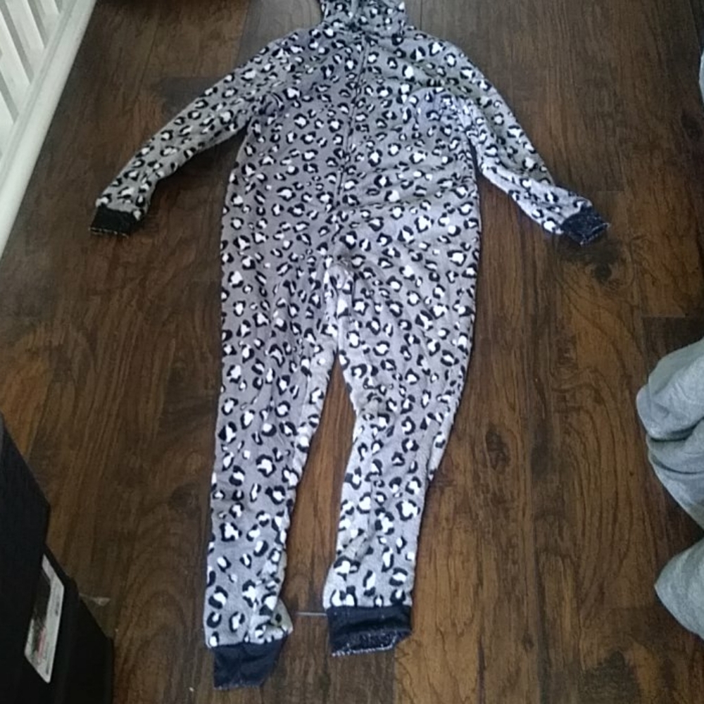 Sleeper jumper
